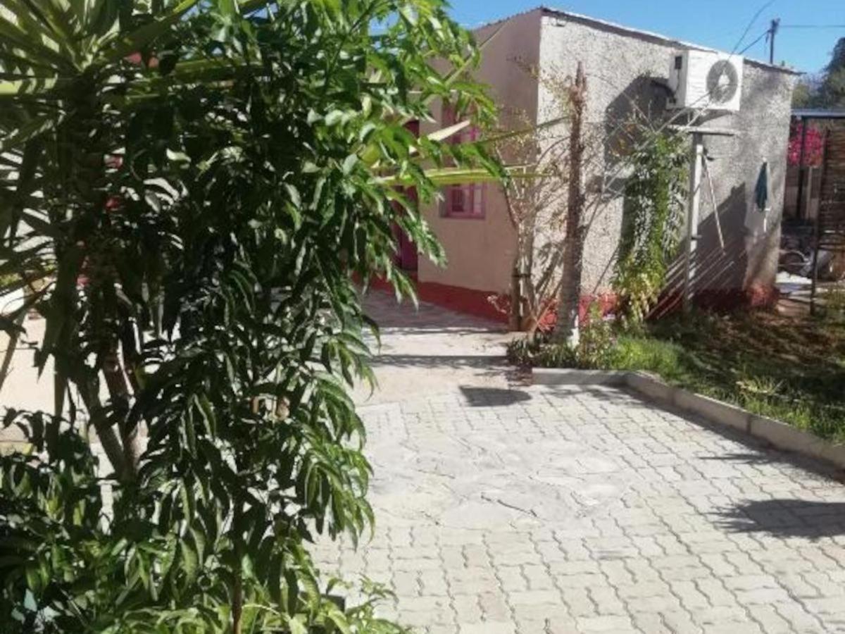 The Farmhouse Boutique Guesthouse And Beergarden Cc Оучо Экстерьер фото