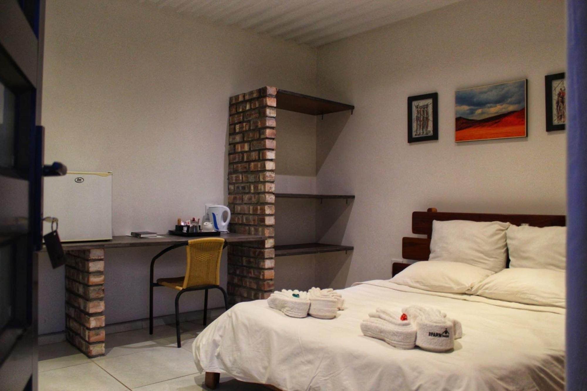 The Farmhouse Boutique Guesthouse And Beergarden Cc Оучо Номер фото