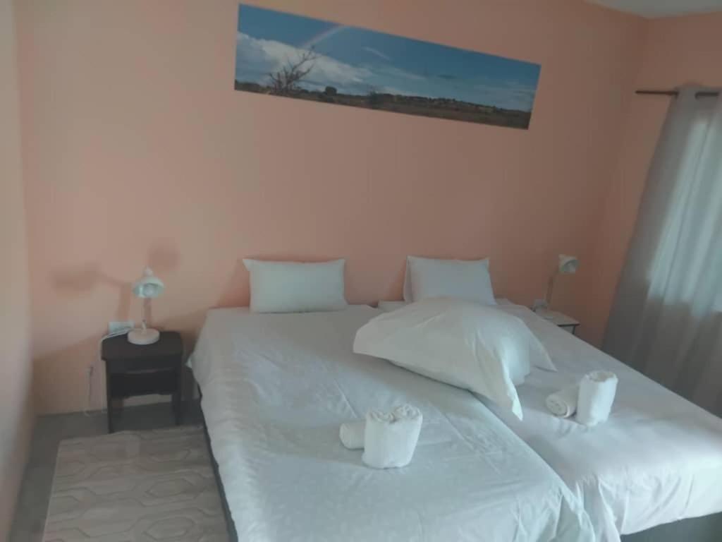The Farmhouse Boutique Guesthouse And Beergarden Cc Оучо Экстерьер фото